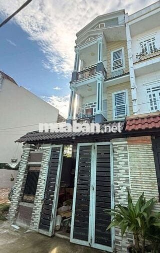 Siêu rẻ nhanh còn kịp nha khách. 4,3x16. 1 trệt 2 lầu