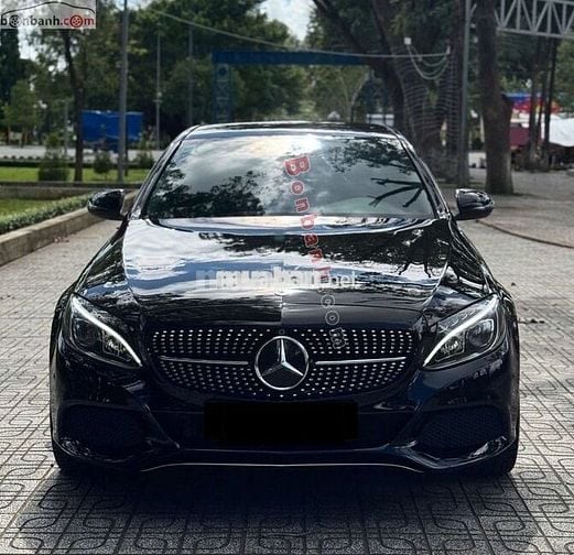 Mercedes Benz C200 2018 - 739 Triệu