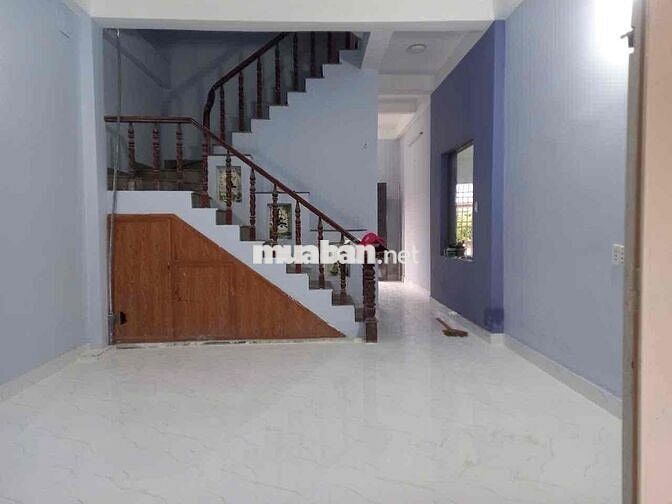 Cho thuê nhà gần cầu Ông Dầu,/QL13,p.HBP 3 tầng giá 12tr