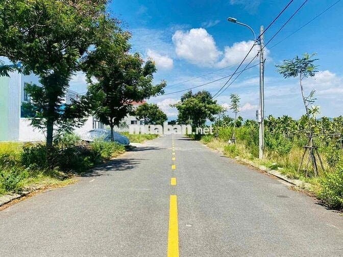 Ban Ban 3 gần Công Viên Bá Tùng