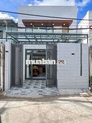 Bán nhà cấp 4 gác lửng SHR, dt 100m2 thuộc kdc Gia Hoà giá 760triệu