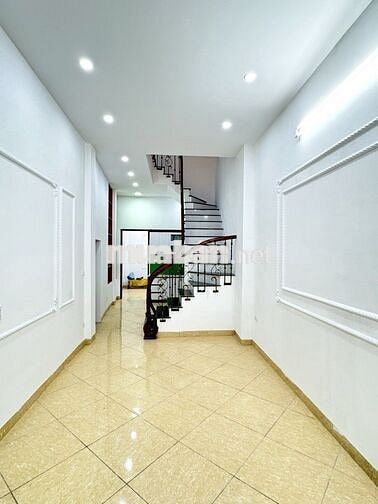 Nhà mới Hồ Đền Lừ 50m, 4 tầng, 4 ngủ giá chỉ 8 tỷ