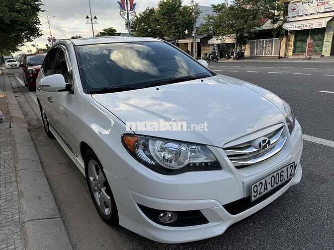 Hyundai Avante 2012 1.6 AT - 14560 km