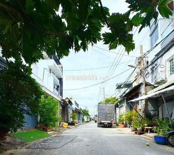 3,8Tỷ Nhà hẻm 8m Lê Văn Quới, BHH A, Bình Tân. 2Tầng BTCT