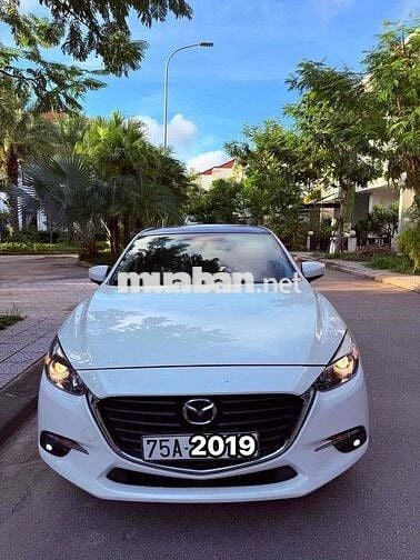 Mazda 3 2019 1.5L Premium - 67000 km