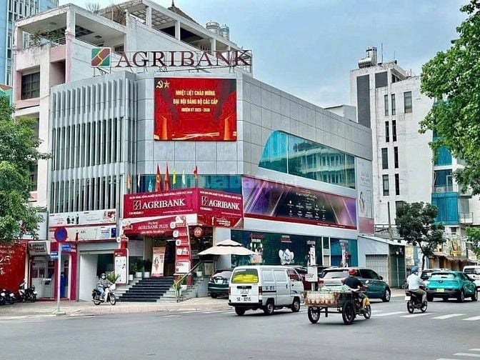 Bán nhà Mặt Tiền Cộng Hoà p4 Q.TB dt: 5 x 22x 2 lầu giá 35 tỷ