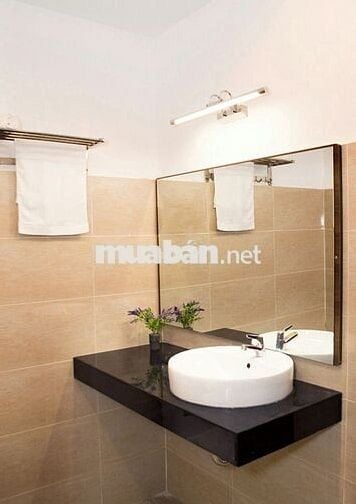 Chính chủ 4x18 nội thất cao cấp khu yên tĩnh đường Phạm hùng