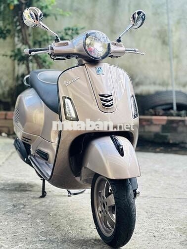 VESPA GTS 125CC 3VAL IE BIỂN 53377 TPHCM CỰC ĐẸP