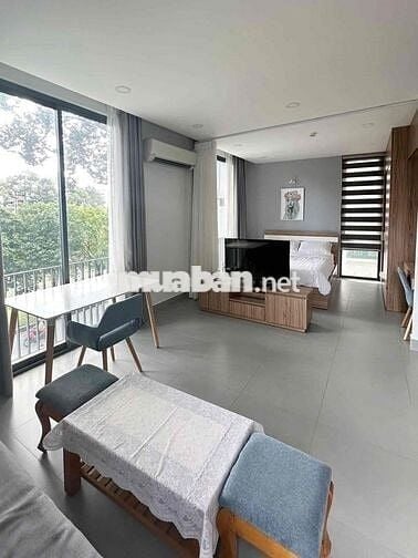 Cho Thuê CC Mini 1PN View Bờ Kè Thang Máy Full NT 50m2 Sát Quận 1-3-TB