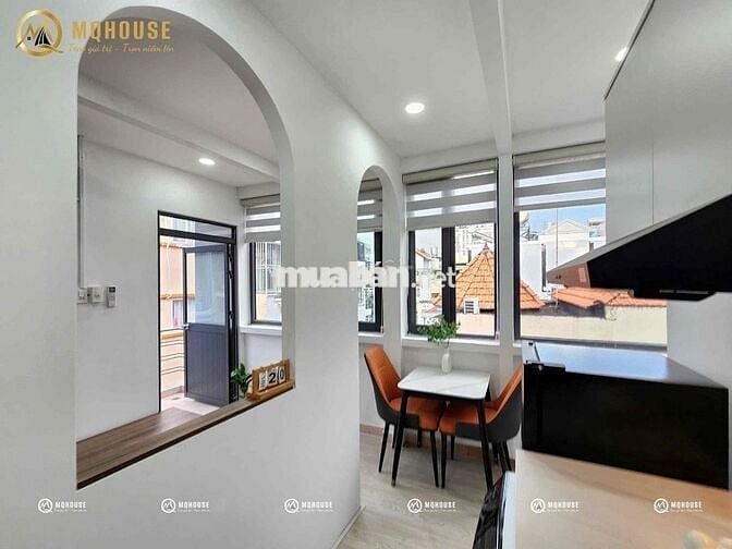 CĂN HỘ FULL NỘI THẤT BAN CÔNG CỬA SỔ THOÁNG GẦN PHAN ĐĂNG LƯU