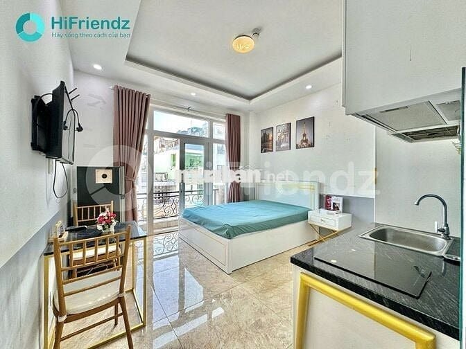 Phòng ban công  28m2 - Gần trường UFM, chợ Tân Mỹ, KCX Tân Thuận
