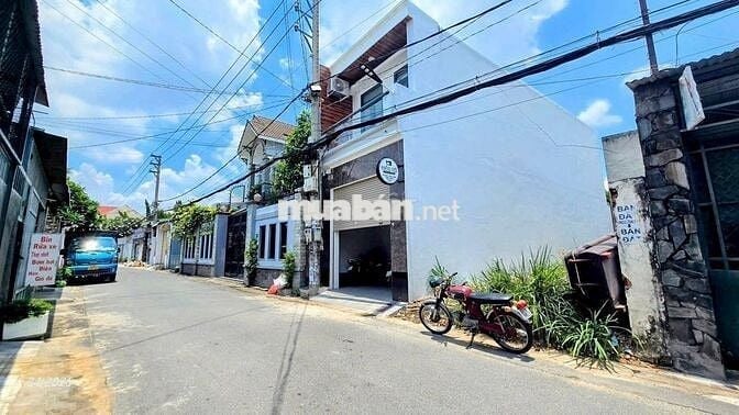 Bán nhanh nhà phố , MT Dương Bạch Mai , phường Tam Hiệp giá tốt