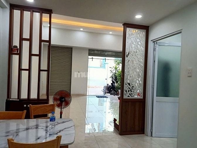 Mặt tiền kinh doanh 76/ Lê Văn Phan 5.5x12m trệt lửng Full Nội Thất 