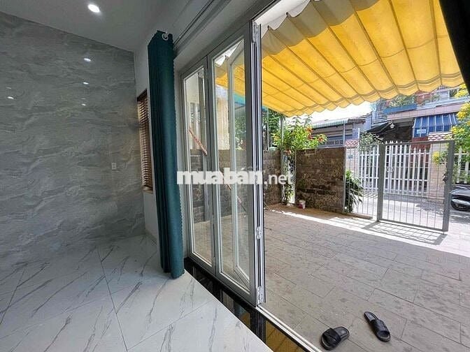 chào bán nhà 2 tầng phường cẩm lệ, đường 5m. chỉ nhỉnh 3 đồng