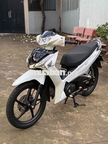 🌈 Future Led Trắng Đen 8/2025–Chạy Lướt 1.000km