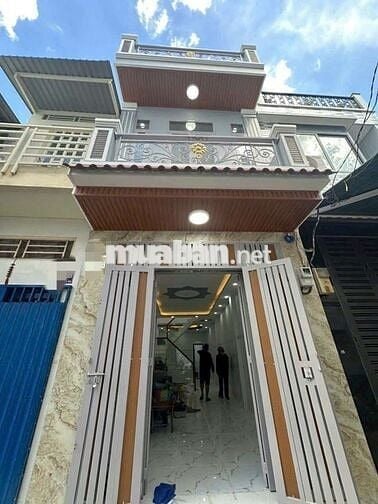Nhà Bán hẽm 5 m Hậu giang ! P5 quận 6