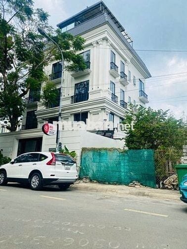 Bán nhà MT nguyễn trãi p2,q5. Kinh đô thời trang