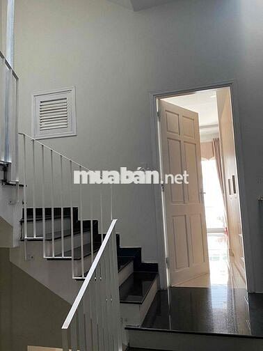 Cho thuê 3 phòng 24m2 tầng 2&3