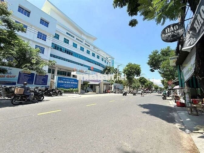 Lô Đất Kiệt Trải Nhựa 5M Dũng Sĩ Thanh Khê Ngay Trường Đại Học