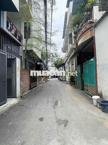 Đất kiệt oto 5m dũng sĩ thanh khê