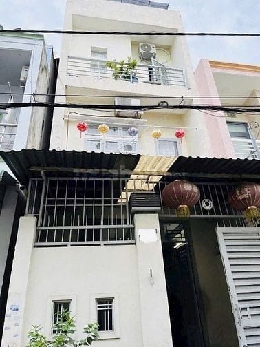 Cần bán nhà 4x14 1 trệt 2 lầu ô tô đỗ cửa đi.Tân K Tân Quý chỉ 5.680Ty