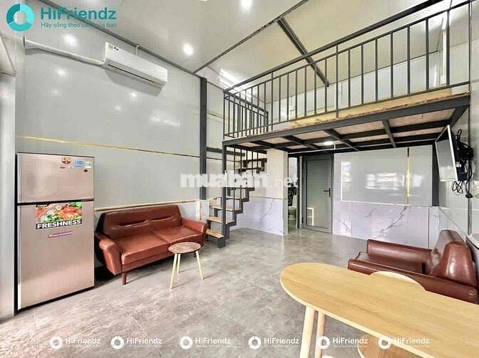 Duplex có ban công siêu rộng Free dịch vụ, tiền xe cách gigamall 2km