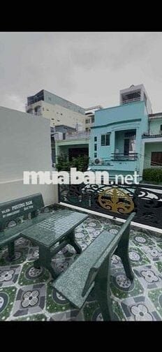 Bán gấp nhà 3 lầu Bình Tân, HXH đổ cửa, nhà mới vào ở ngay giá chỉ 5.x