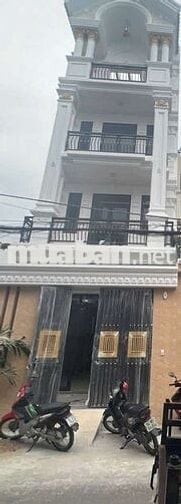 Nhà nguyên căn DT 5❌20 trệt 3 lầu 5pn6wc nhà đẹp, hẻm ô tô thông LVQ