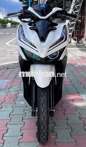 VARRIO 125 BỎ MẪU