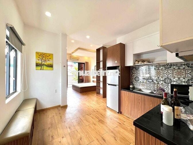 Căn Hộ Studio 40m2 Full Luxury NT 2 Balcon Lớn Ngay Ngã 6 Cộng Hoà