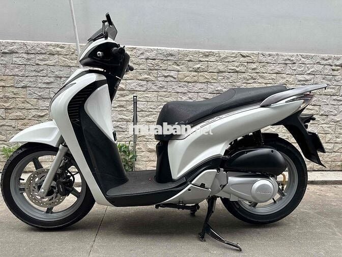 Sh 150i mẫu ý xe khá đẹp.zin chưa rớt đầu ngay chu