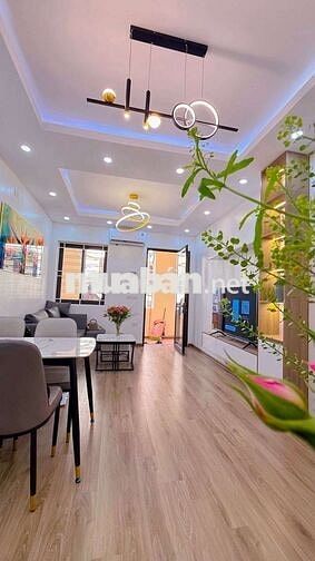 Bán căn Tầng 2 tập thể Doãn Kế Thiện. DT70m gồm 2pn, 1wc. Giá TL