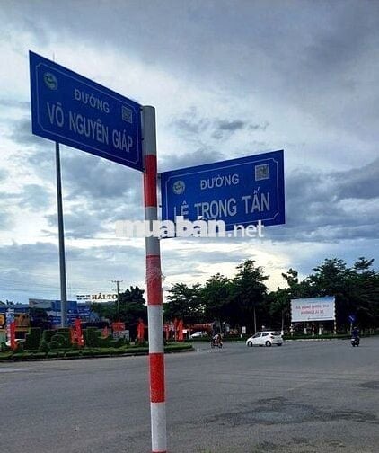 (Hàng hiếm, kg có cặp thứ 2 bán) Bán cặp nền Lê Trọng Tấn, C.Răng, CT.