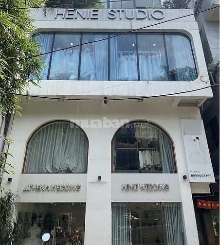 Cho thuê LÔ GÓC mặt phố TRƯƠNG ĐỊNH 2 mặt tiền 60m2 x 2T cực đẹp
