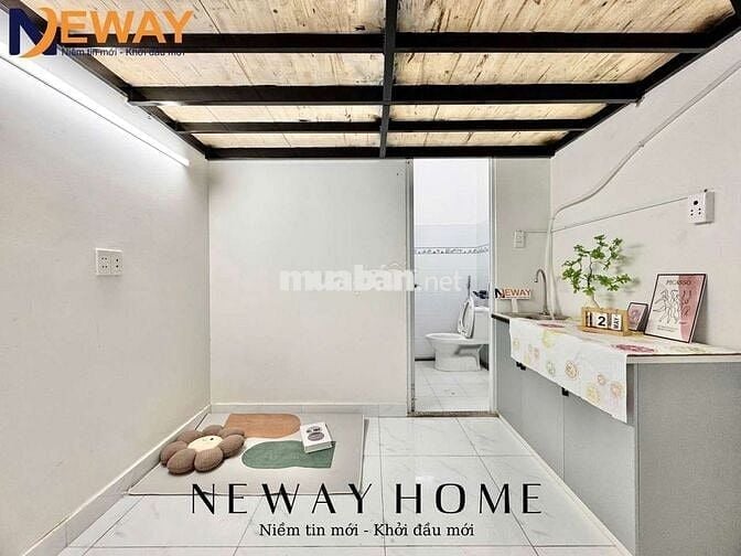 PHÒNG MỚI XÂY CÓ GÁC_SẴN MÁY LẠNH_VÀO Ở LIỀN NGAY NGÃ TƯ BỐN XÃ.