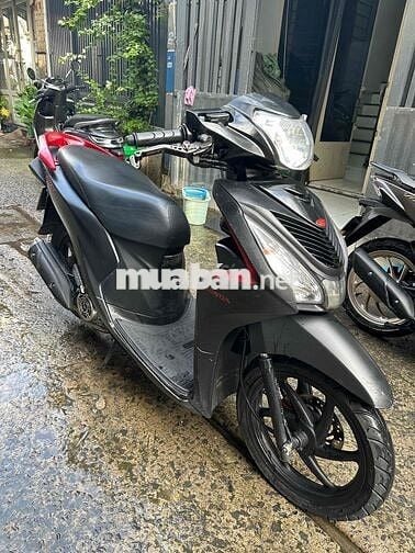 cần bán xe vision 2018