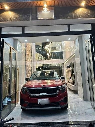bán nhà DT 4M X 16M SIÊU PHẨM LUXURY, ĐƯỜNG 10M THÔNG KD Ô TÔ XE HƠI