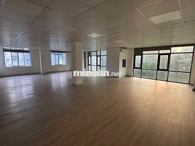 Văn phòng 43 Mễ Trì 160m² – 28 triệu/tháng
