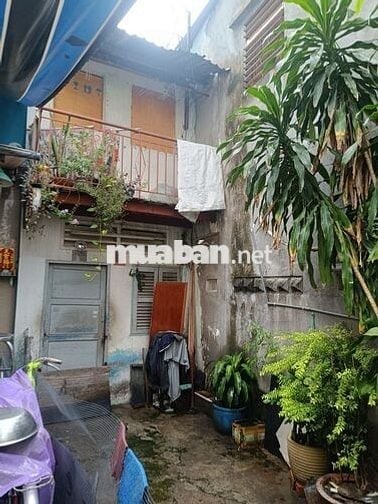 Bán nhaf 20m2 không lộ giới, 2 tầng, Âu Cơ P14 Q11, hẻm oto. 2 tỷ 9.