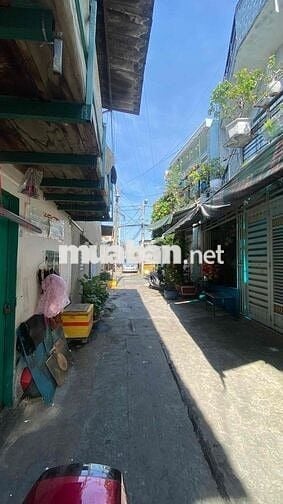 BÁN NHÀ 1/ GẦN LÊ VĂN QUỚI BÌNH TÂN NGANG LỚN 11x8m HXH 5M THÔNG 3PN