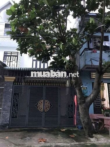 Cho thuê nhà có nội thất gần siêu thị Go