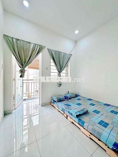 Cho thuê phòng ở Trần Hưng Đạo Q1 gần cầu NGUYỄN VĂN CỪ - BÙI VIỆN