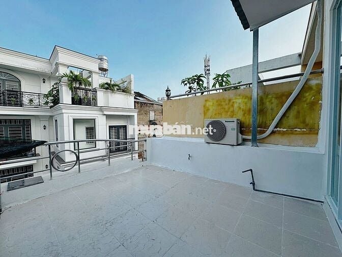 1PN RỘNG 40M2 - HUỲNH VĂN BÁNH, PHÚ NHUẬN - BAN CONG, FULL NỘI THẤT