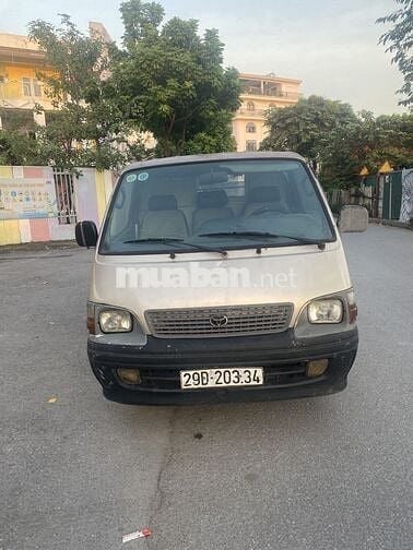 Toyota Hiace 2002 - 30000 km