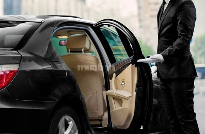 CẦN TUYỂN GẤP 01 NAM LÁI XE CHO GIÁM ĐỐC ĐIỀU HÀNH