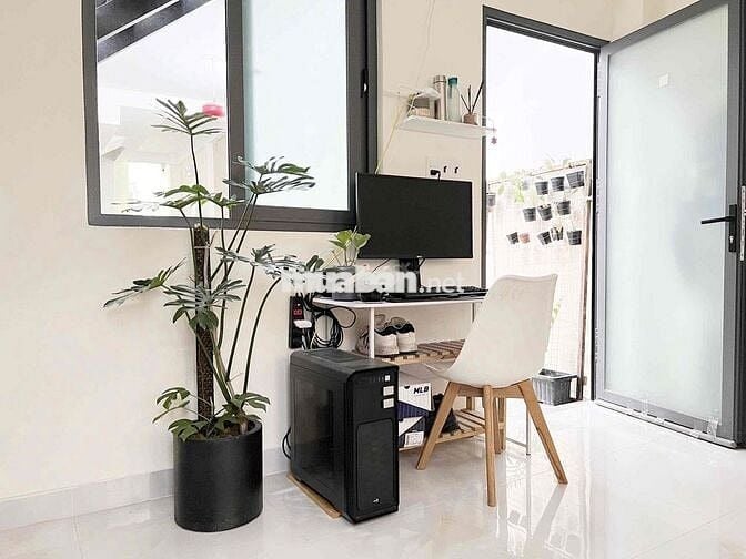 PHÒNG C.H.D.V MỚI FULL NỘI THẤT NGAY CHỢ PHẠM VĂN BẠCH
