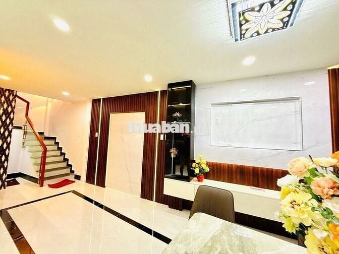 BÁN NHÀ NGUYỄN TRI PHƯƠNG 2 TẦNG 27m2 (3,45m x 9m) Q.10 3PN GIÁ 5,28T