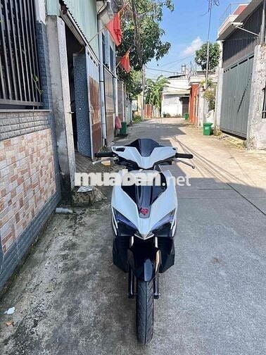 Cần AB đèn led . Máy móc zin êm đầy đủ chức năng