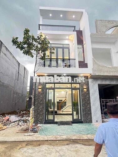 nhà phố hiện đại ngay chợ  tân hiệp tân uyên bình dương