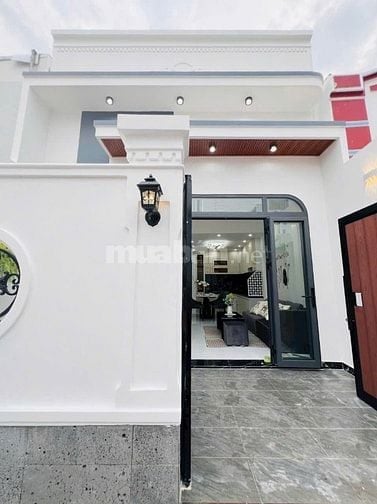 Bán nhà Lửng mới 100% full nội thất đang hoàn thiện những chi tiết 
